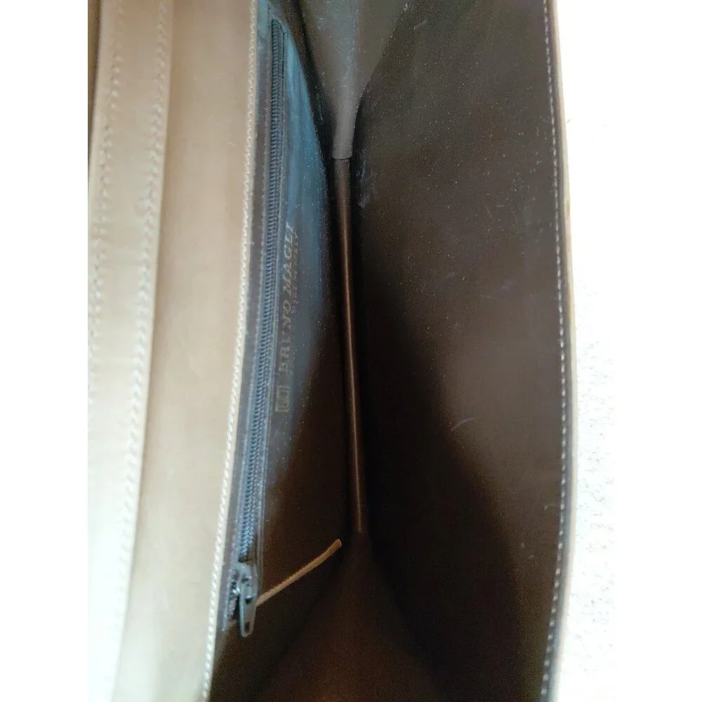 Bruno Magli Vintage Patent Leather Envelope Crossbody Purse Beige Brown - Picture 8 of 10